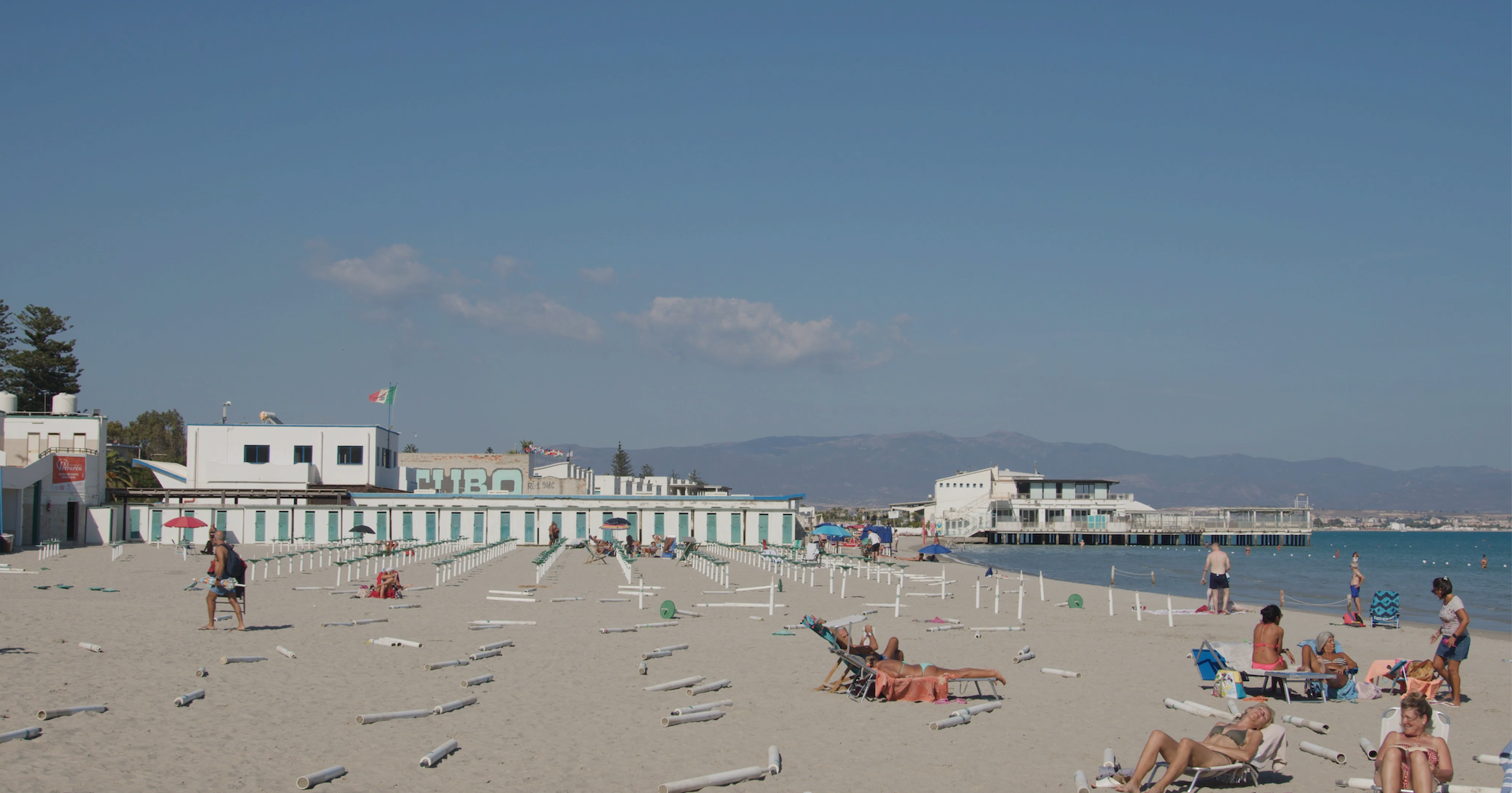 What remains when the sea moves - COSA RIMANE  - In Perspecte